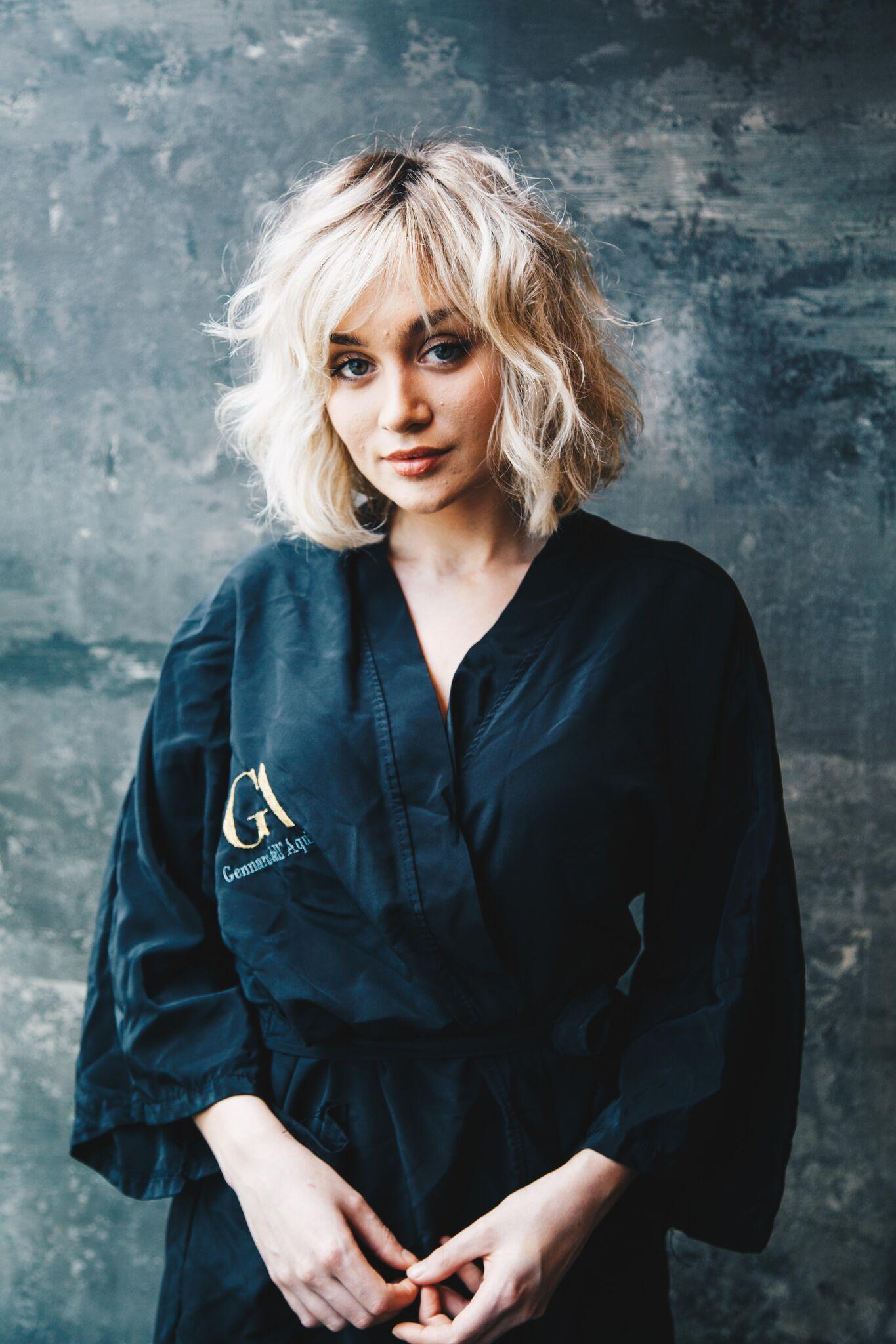 INTRO ON HAIR UP - Professional styling techniques